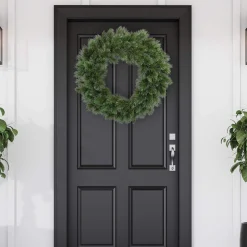 Colorado Frosted Wreath (76Cm)